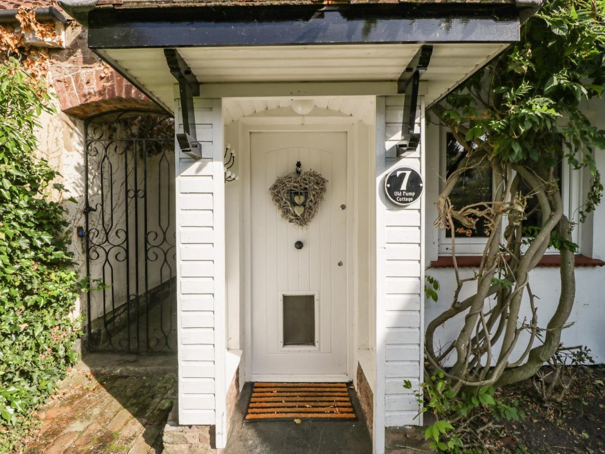 Old Pump Cottage Ross-on-Wye 外观 照片
